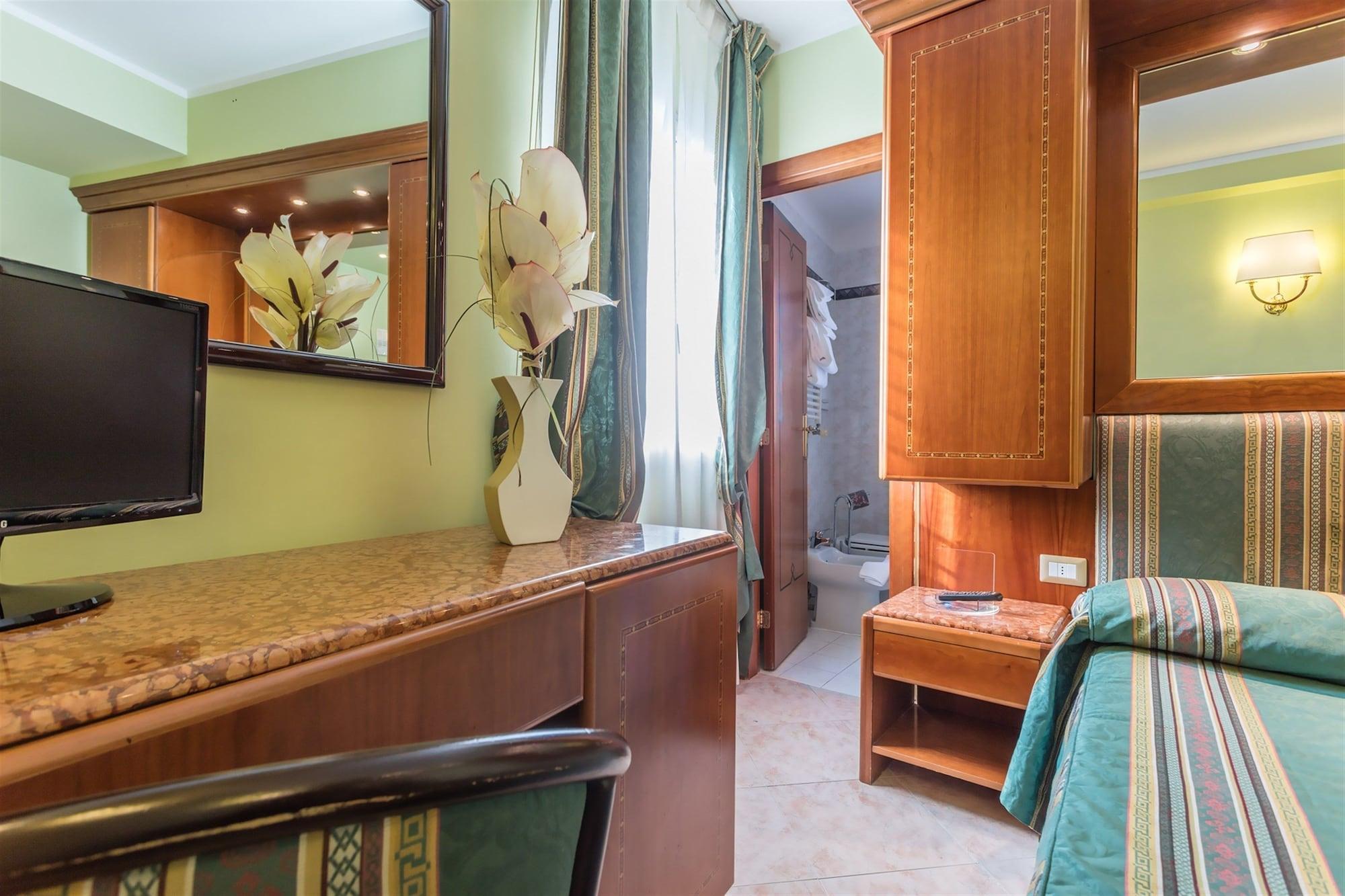 Raeli Hotel Siracusa Roma Esterno foto