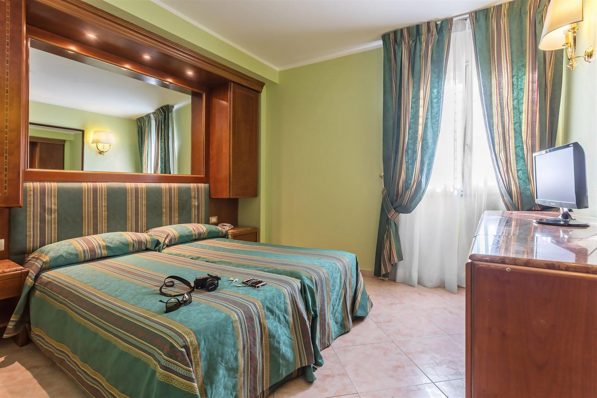 Raeli Hotel Siracusa Roma Esterno foto
