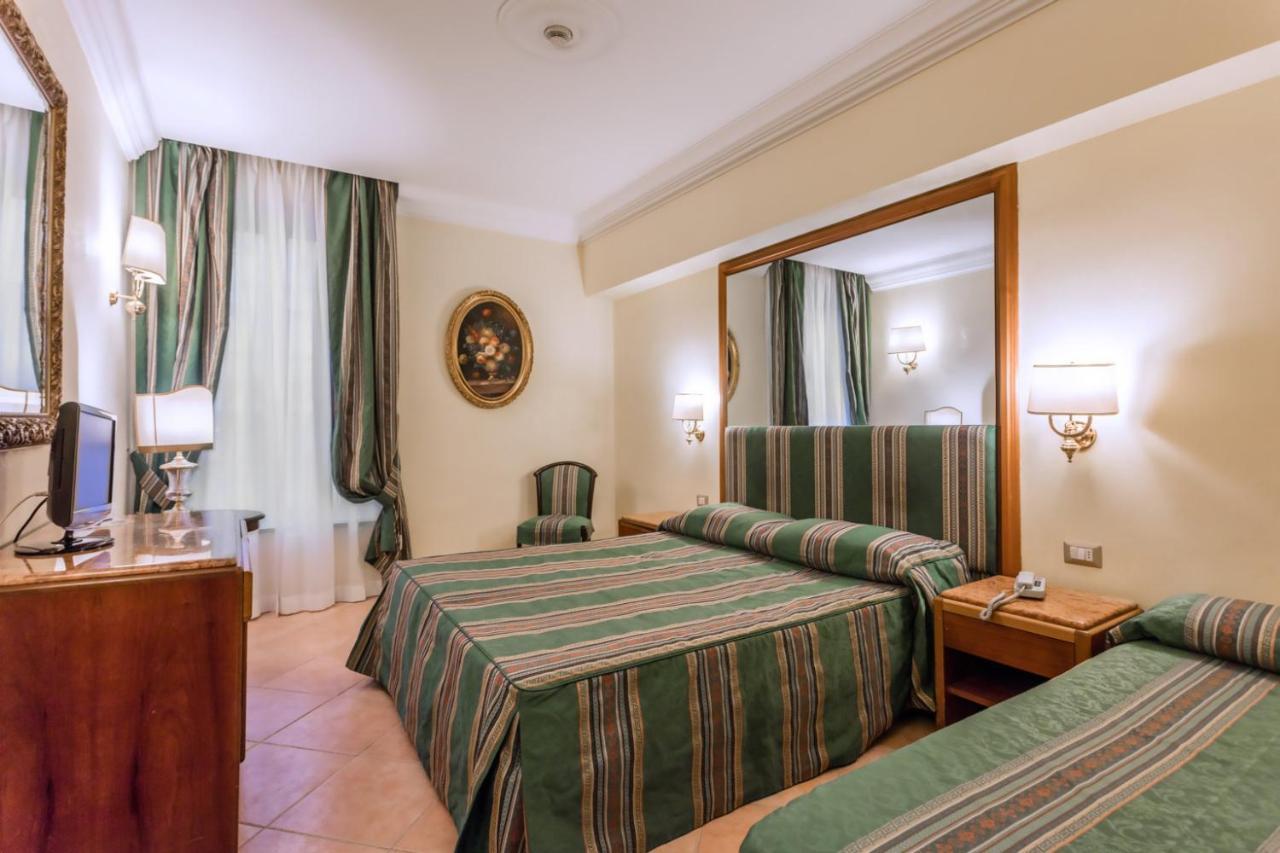 Raeli Hotel Siracusa Roma Esterno foto